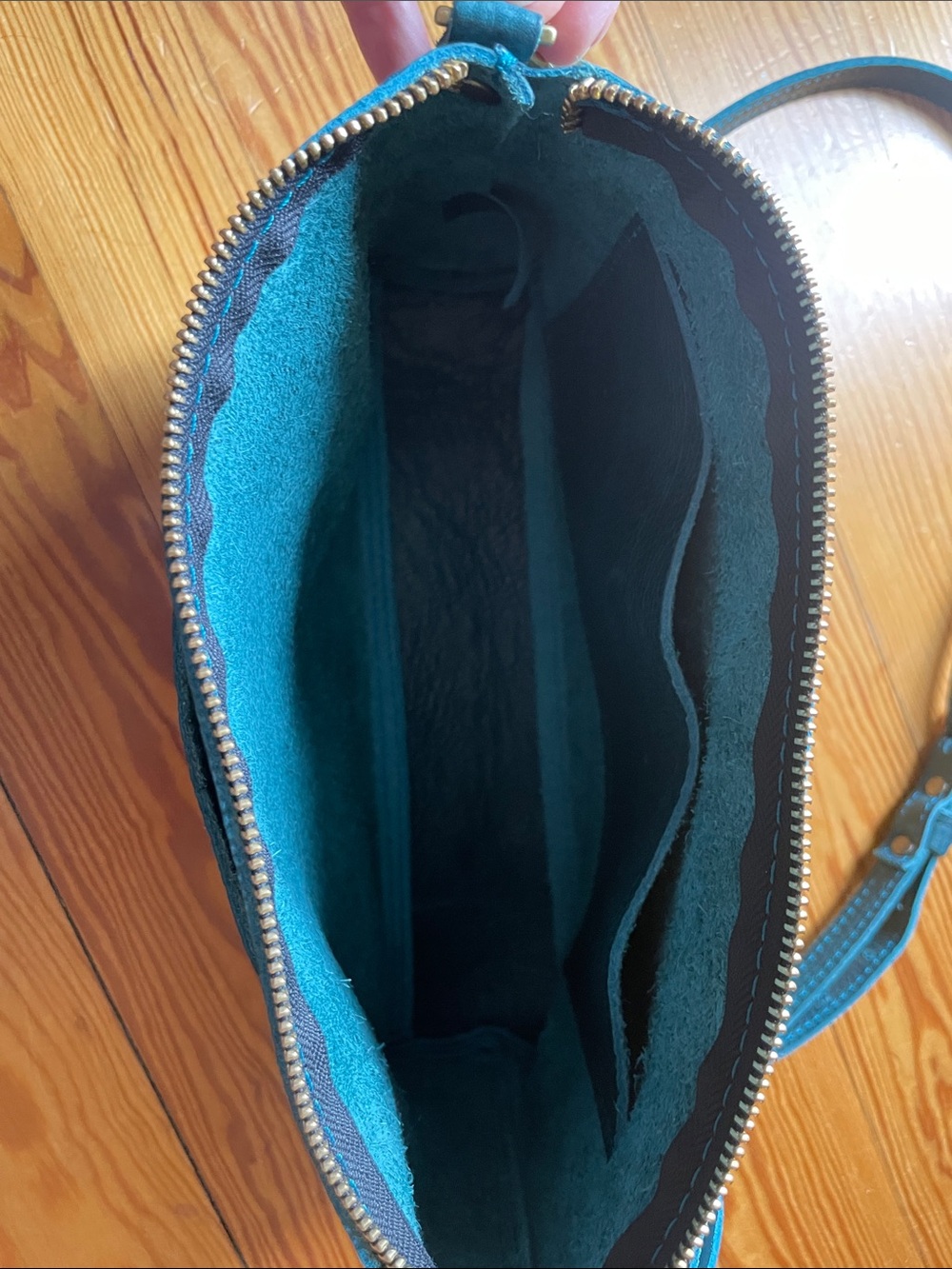 Portland Leather Poppy Purse in Lagoon - Picture 5 of 8